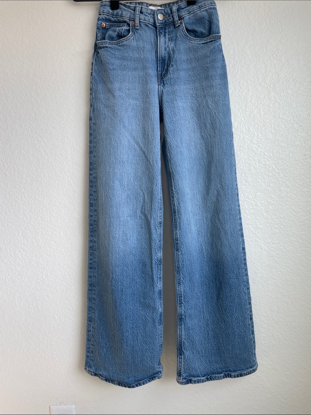 H&M Classic Light Blue Wide-Leg Jeans